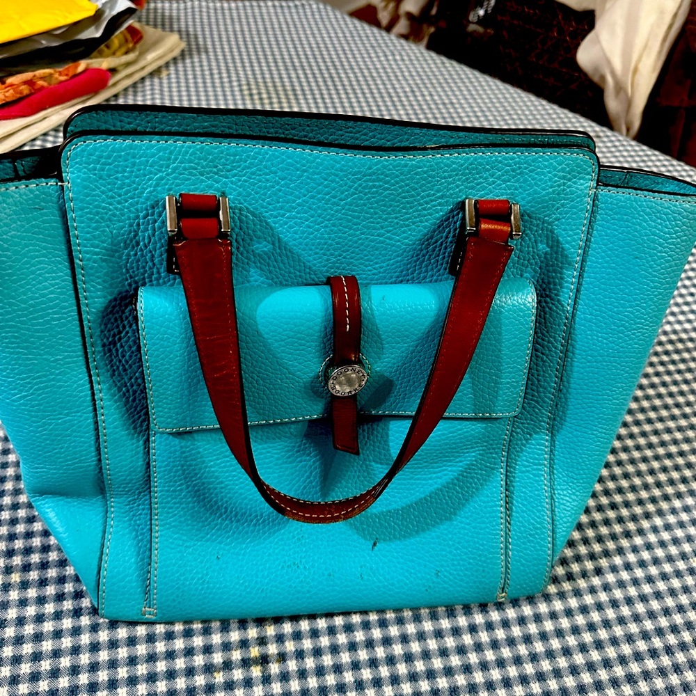Dooney & Bourke Hand bag